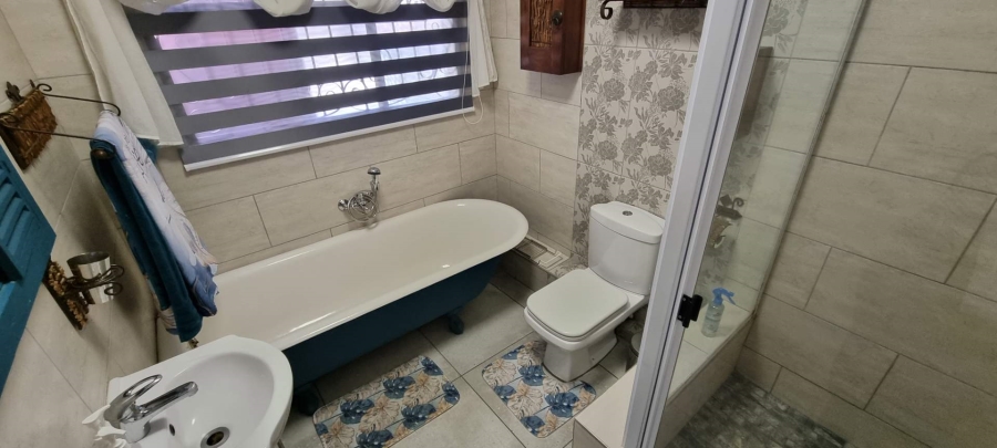 5 Bedroom Property for Sale in Dan Pienaar Free State